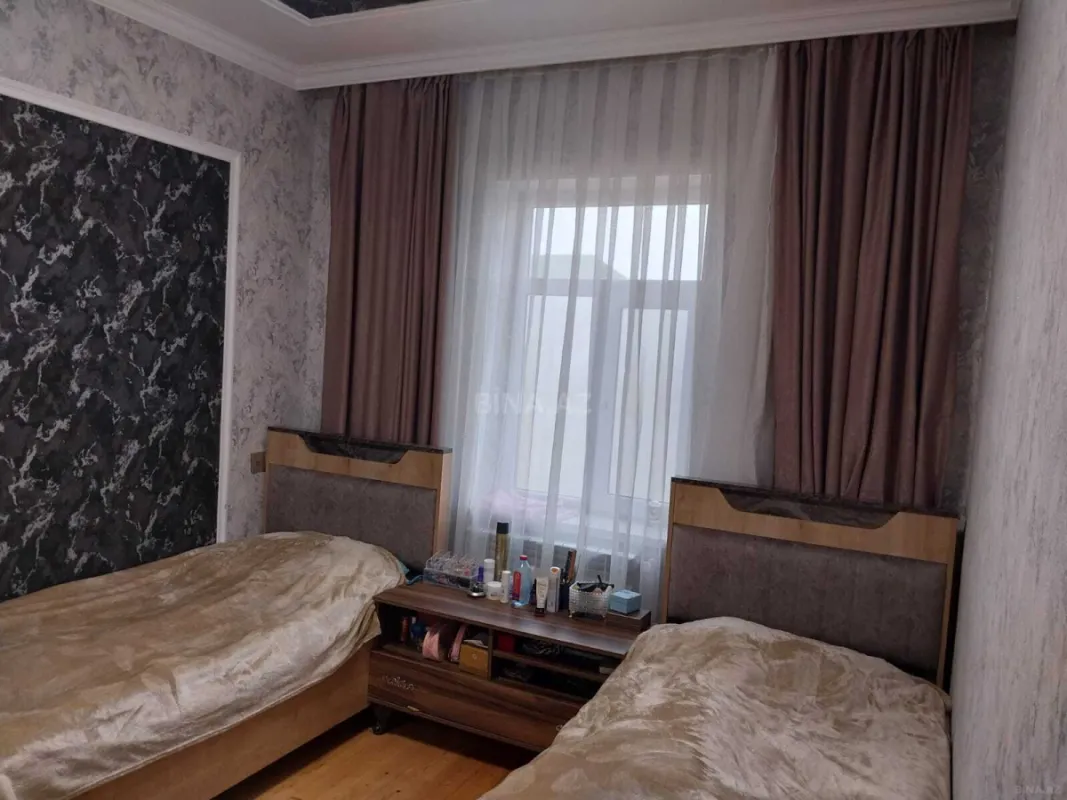 Satılır 3 otaqlı həyət evi 100 m²