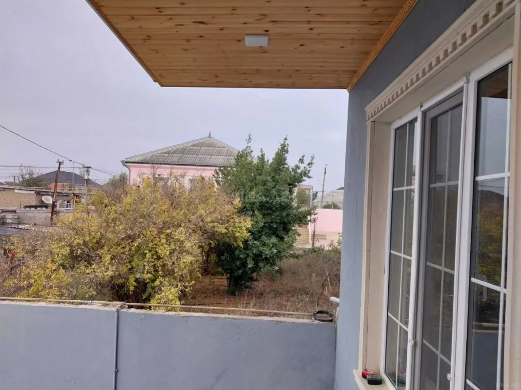 Satılır 3 otaqlı həyət evi 100 m²