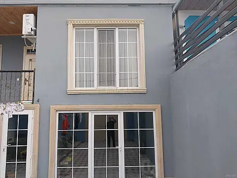 Satılır 3 otaqlı həyət evi 100 m²