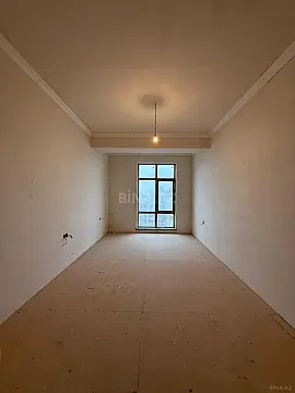 Satılır 4 otaqlı mənzil 165 m²