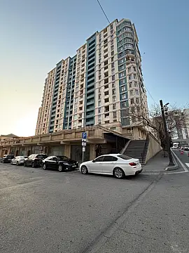 Satılır 4 otaqlı mənzil 165 m² — Bakı, Yasamal qəs. 4 otaq 165.00 m²