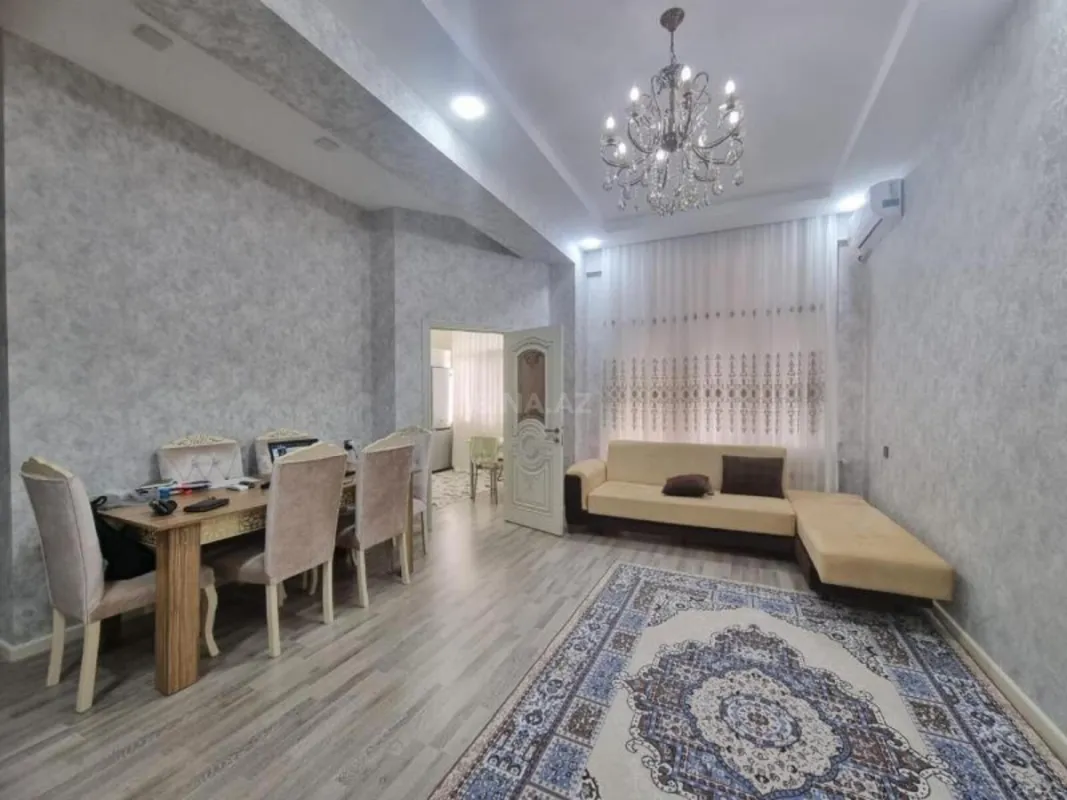 Kirayə verilir 2 otaqlı mənzil 70 m²