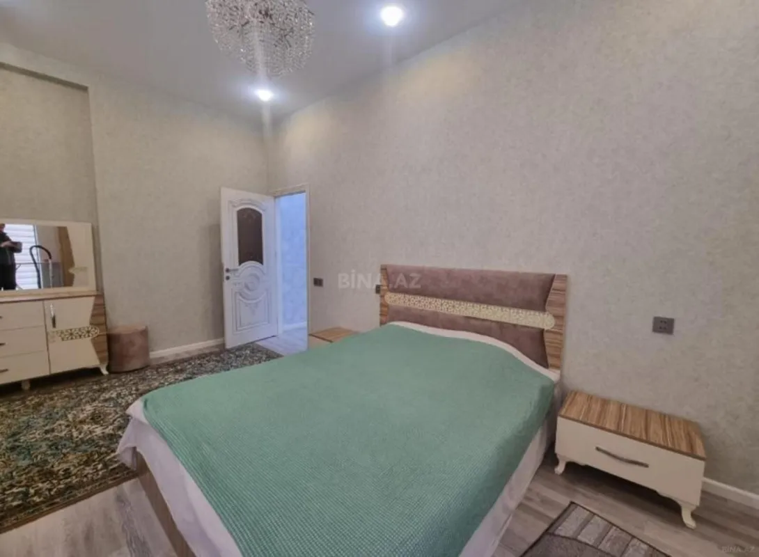 Kirayə verilir 2 otaqlı mənzil 70 m²