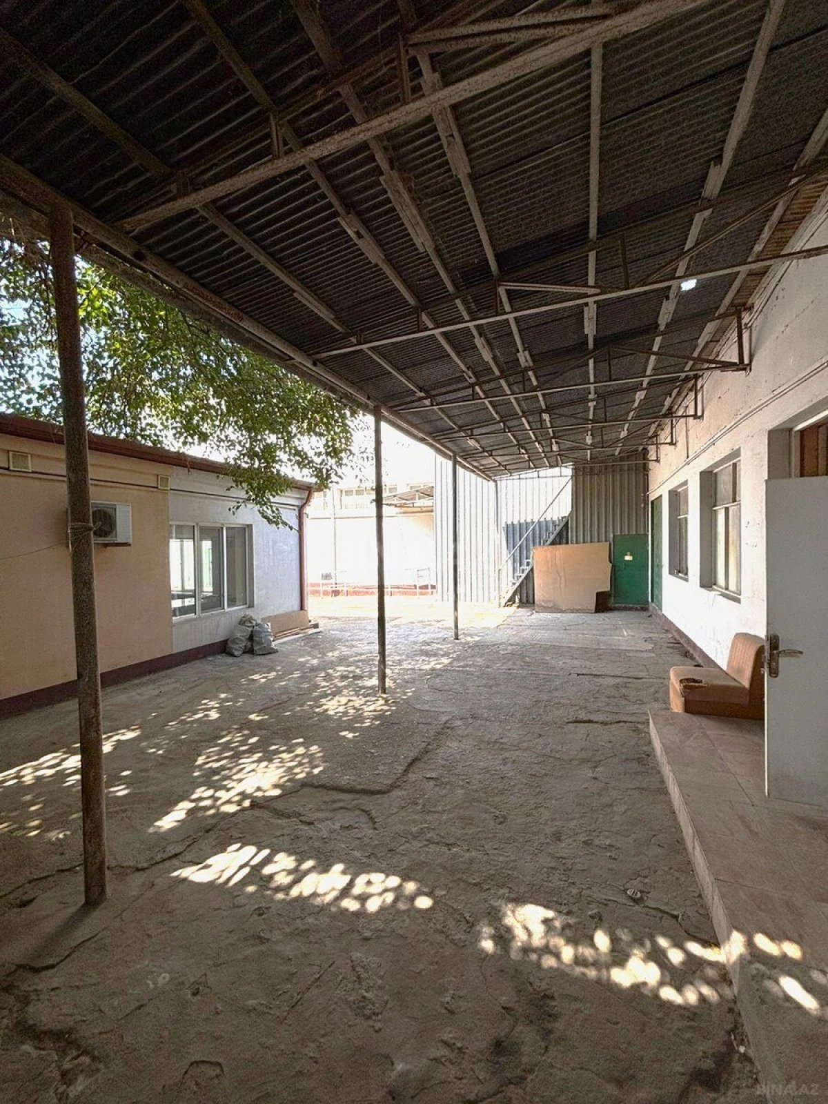 Kirayə verilir obyekt 600 m²