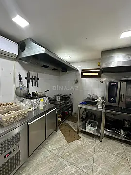 Satılır obyekt 235 m²