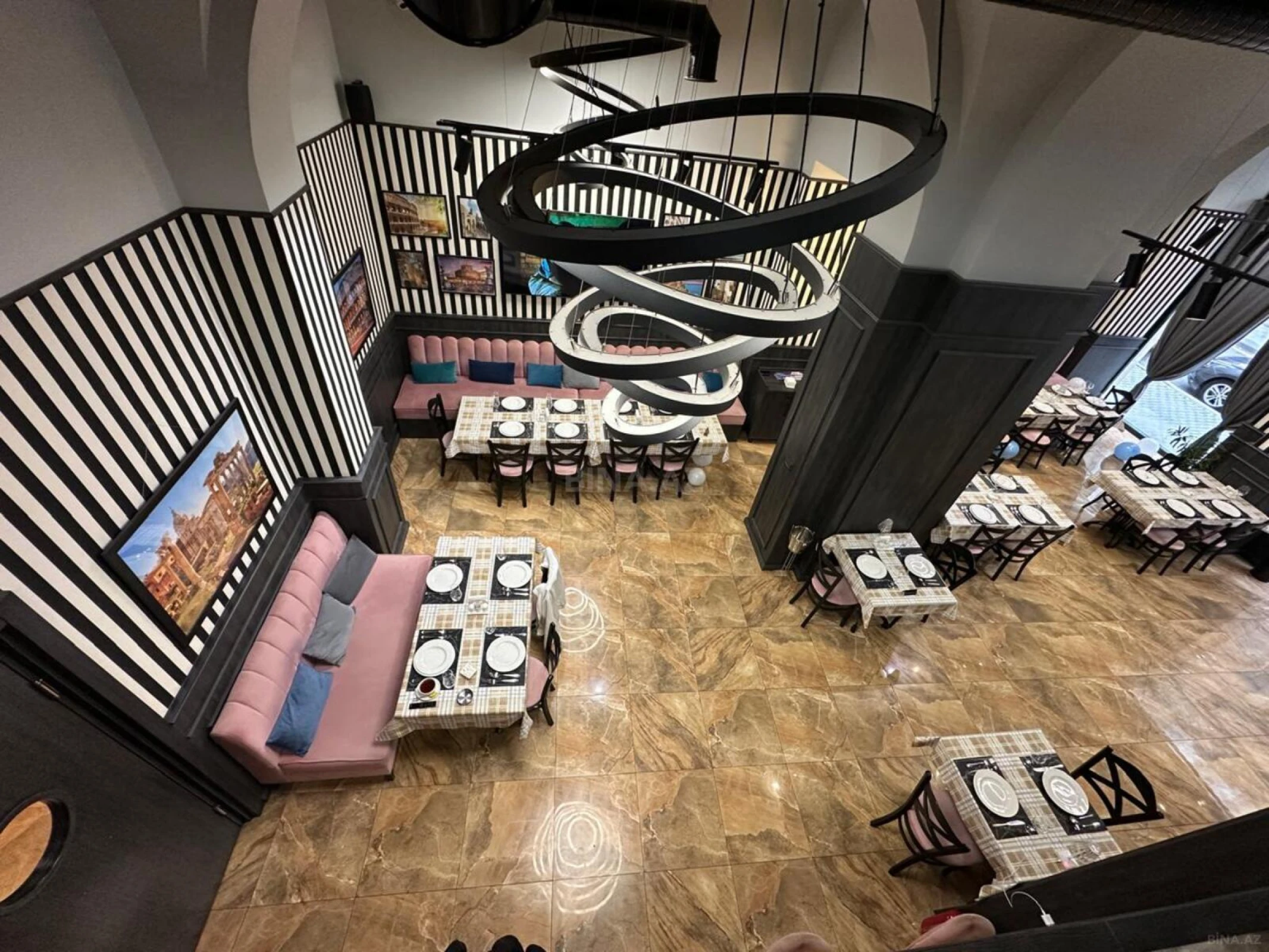 Satılır obyekt 235 m²