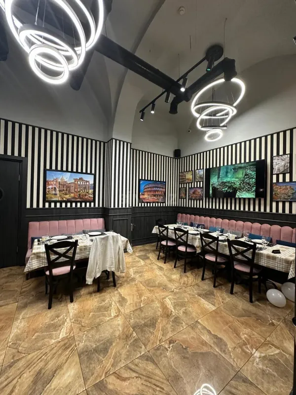 Satılır obyekt 235 m²