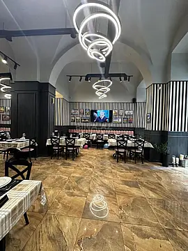 Satılır obyekt 235 m²