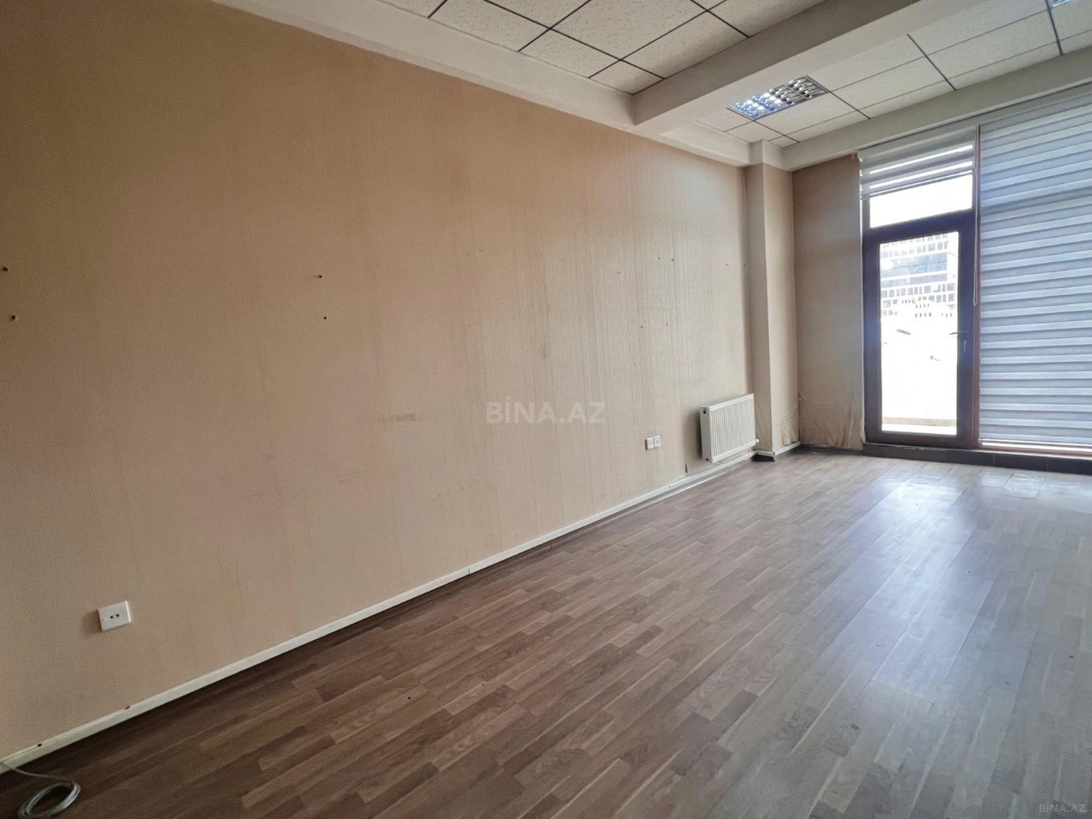 Kirayə verilir 1 otaqlı ofis 25 m²
