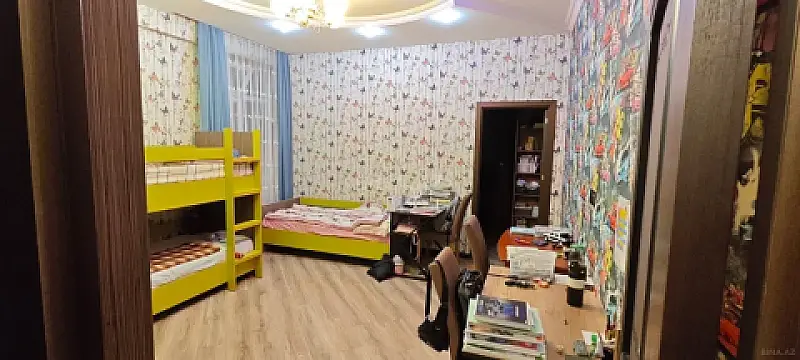 Satılır 3 otaqlı mənzil 81 m²