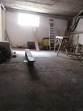 Satılır obyekt 331 m²