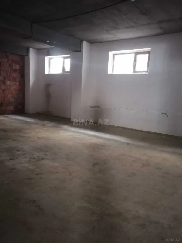 Satılır obyekt 331 m²