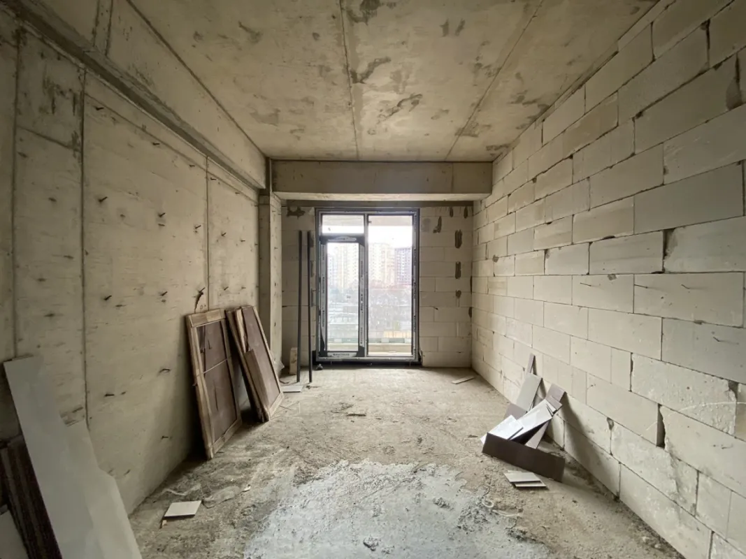 Satılır 4 otaqlı mənzil 195 m²