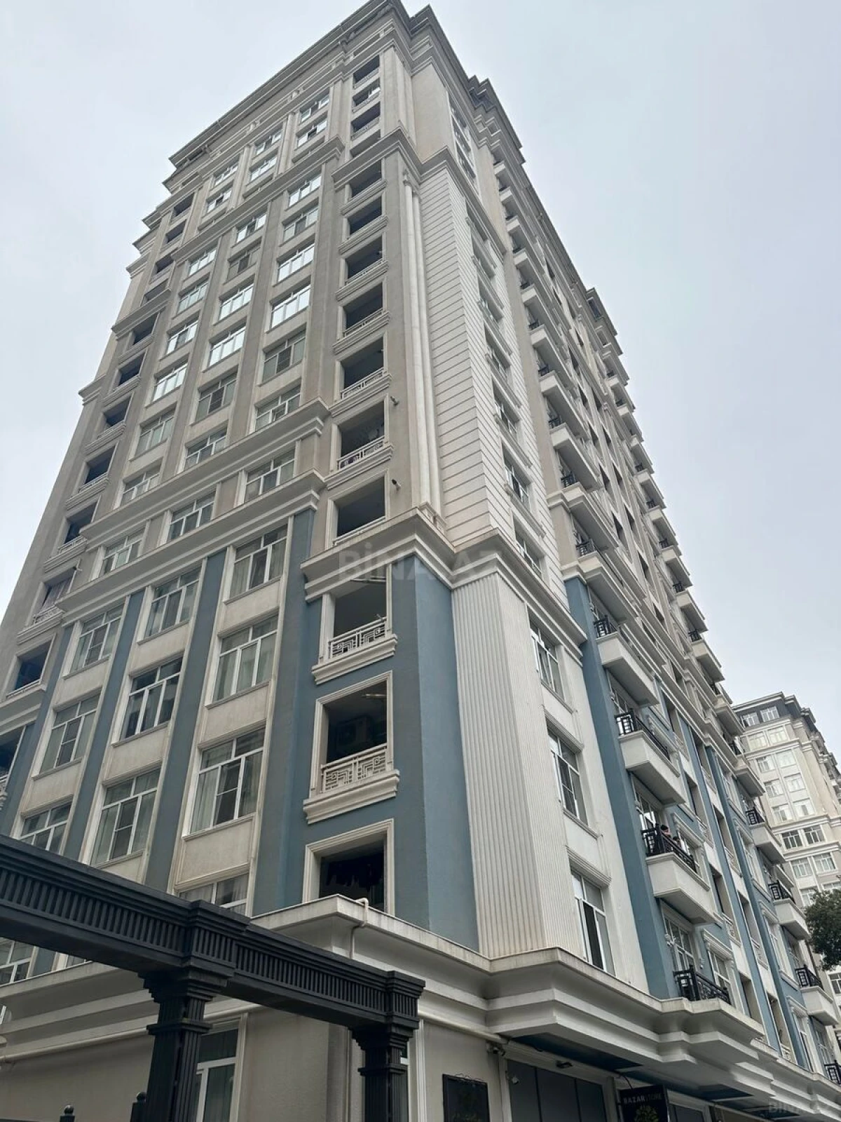 Kirayə verilir 2 otaqlı mənzil 90 m²