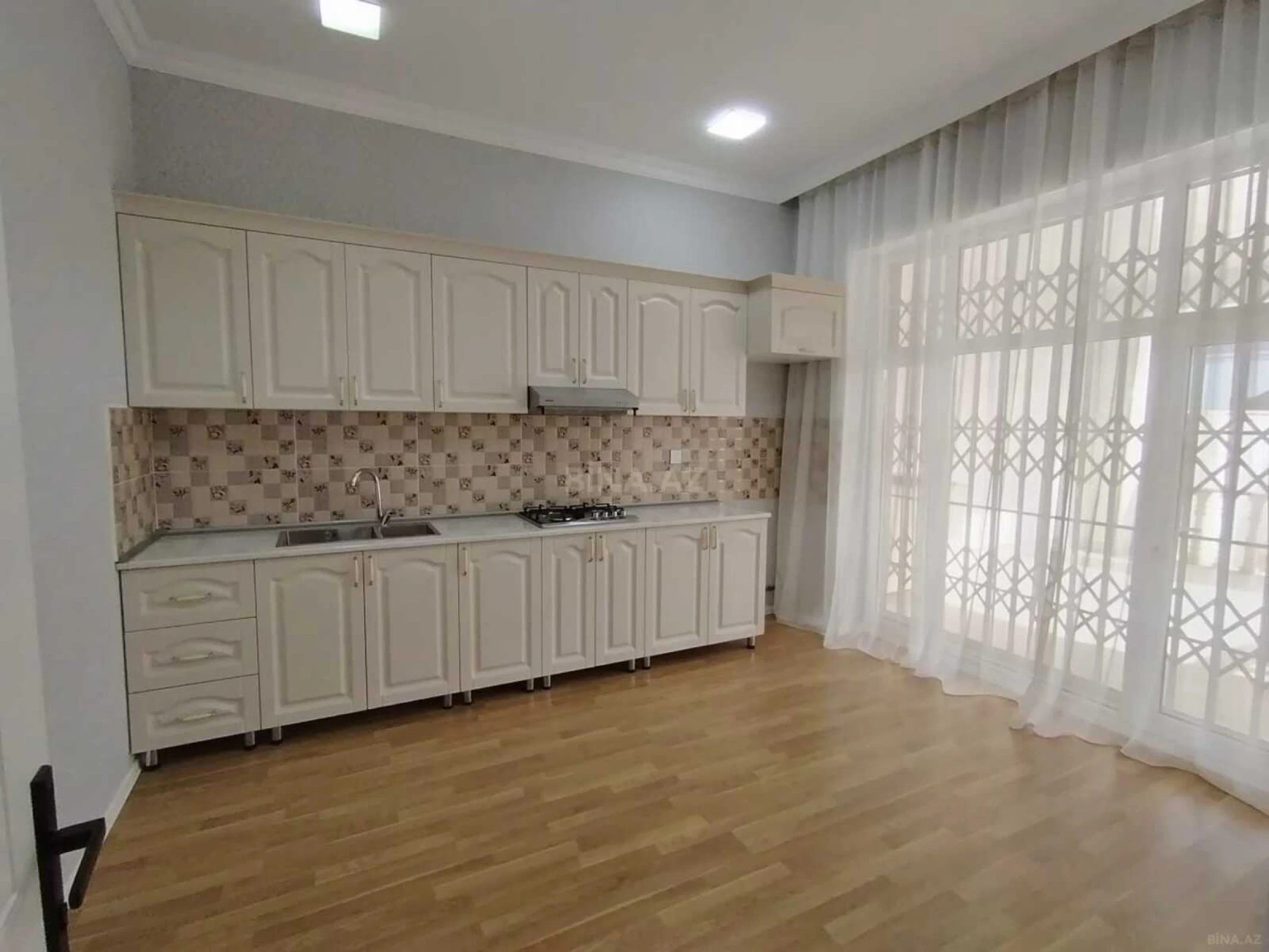 Satılır 3 otaqlı həyət evi 150 m²