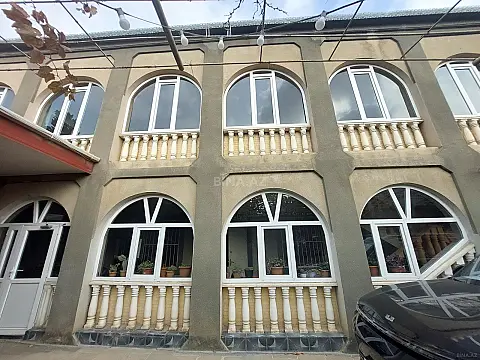 Satılır 9 otaqlı həyət evi 400 m² — Bakı, Qaraçuxur 9 otaq 400.00 m²