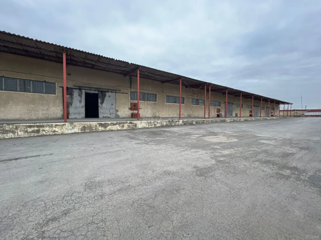 Kirayə verilir obyekt 648 m²