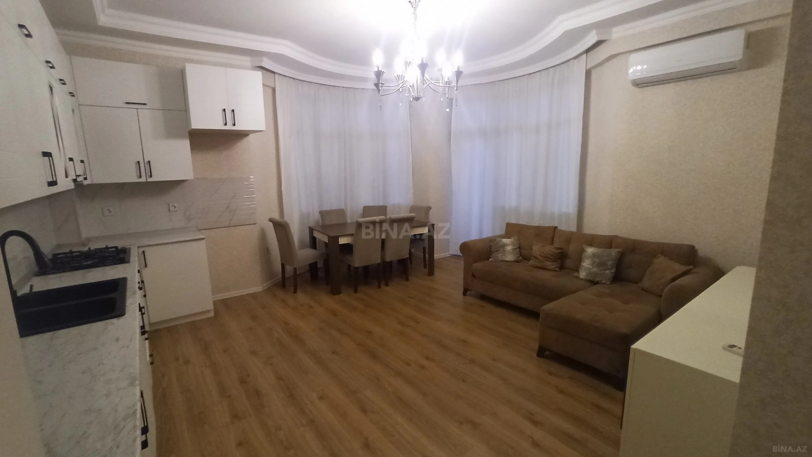 Kirayə verilir 3 otaqlı mənzil 109 m²