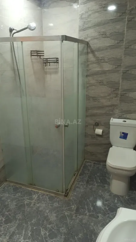 Kirayə verilir 3 otaqlı mənzil 109 m²