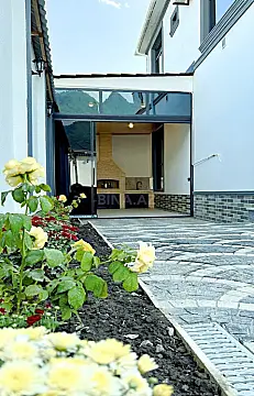 Kirayə verilir 6 otaqlı həyət evi 308 m²