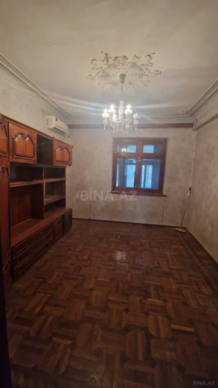 Satılır 3 otaqlı mənzil 85 m²