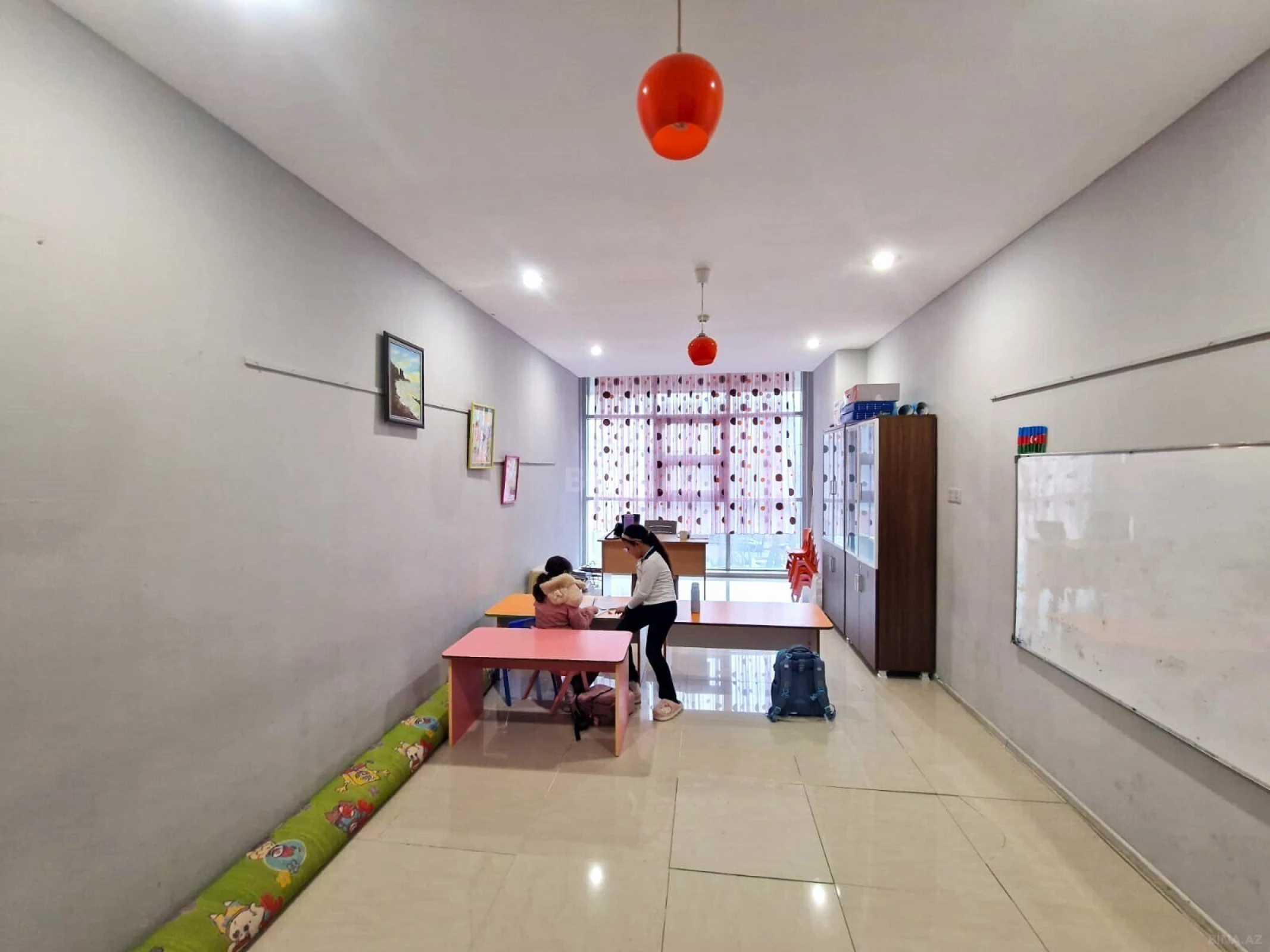 Kirayə verilir obyekt 450 m²