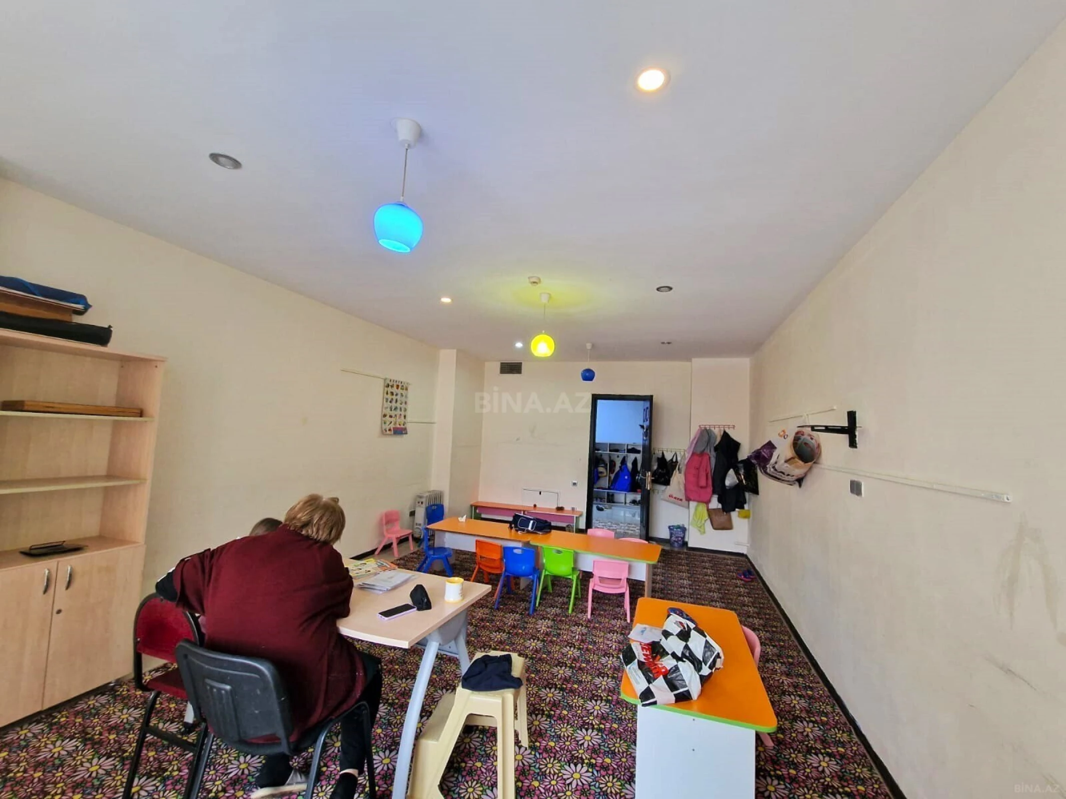 Kirayə verilir obyekt 450 m²