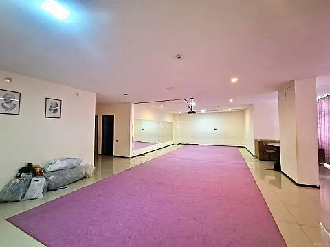 Kirayə verilir obyekt 450 m²