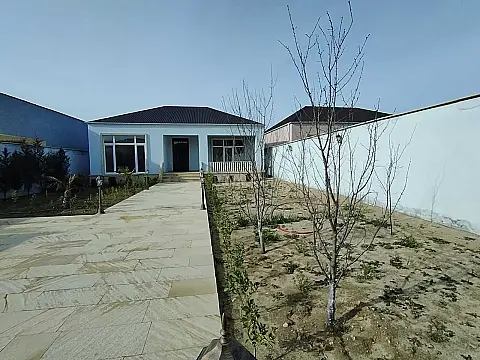 Satılır 3 otaqlı həyət evi 110 m²