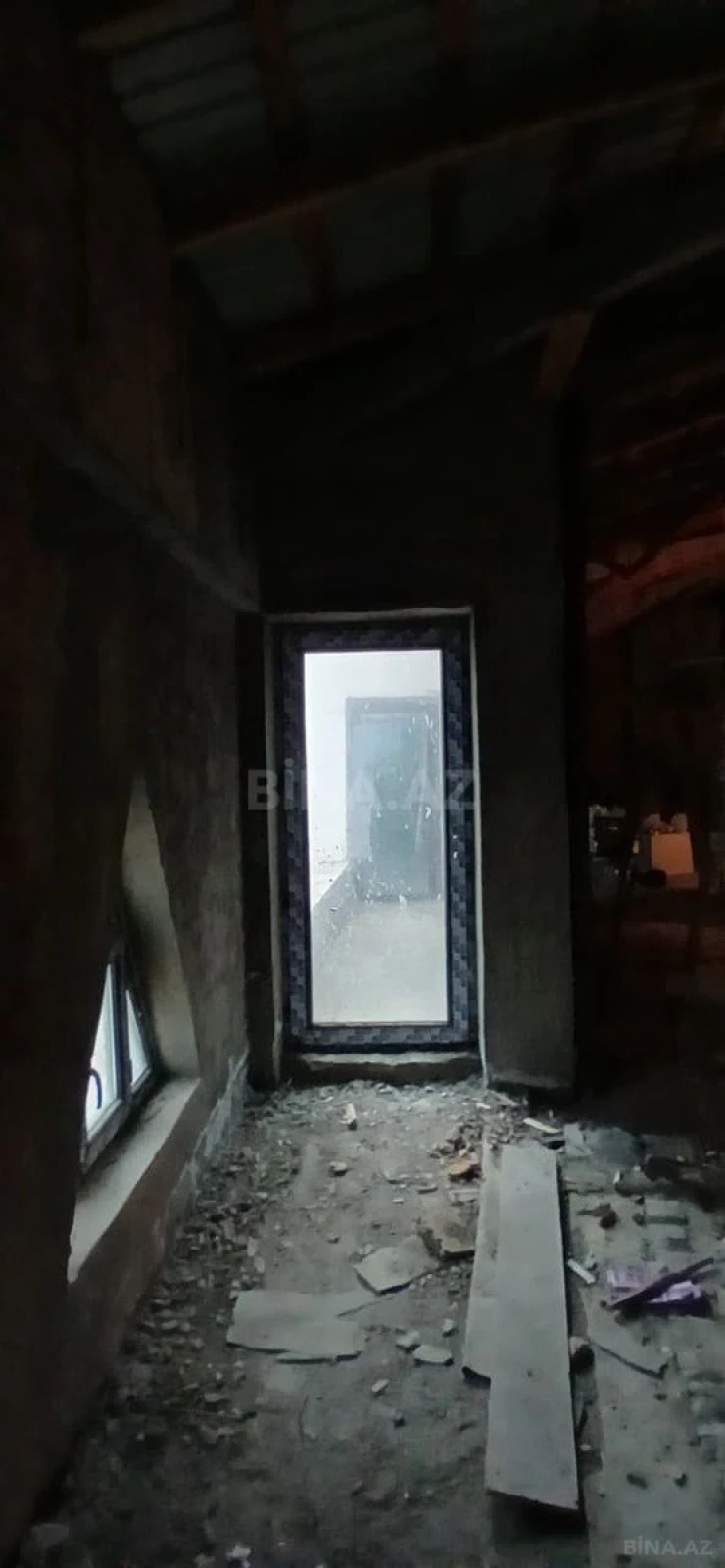 Satılır 2 otaqlı mənzil 78 m²