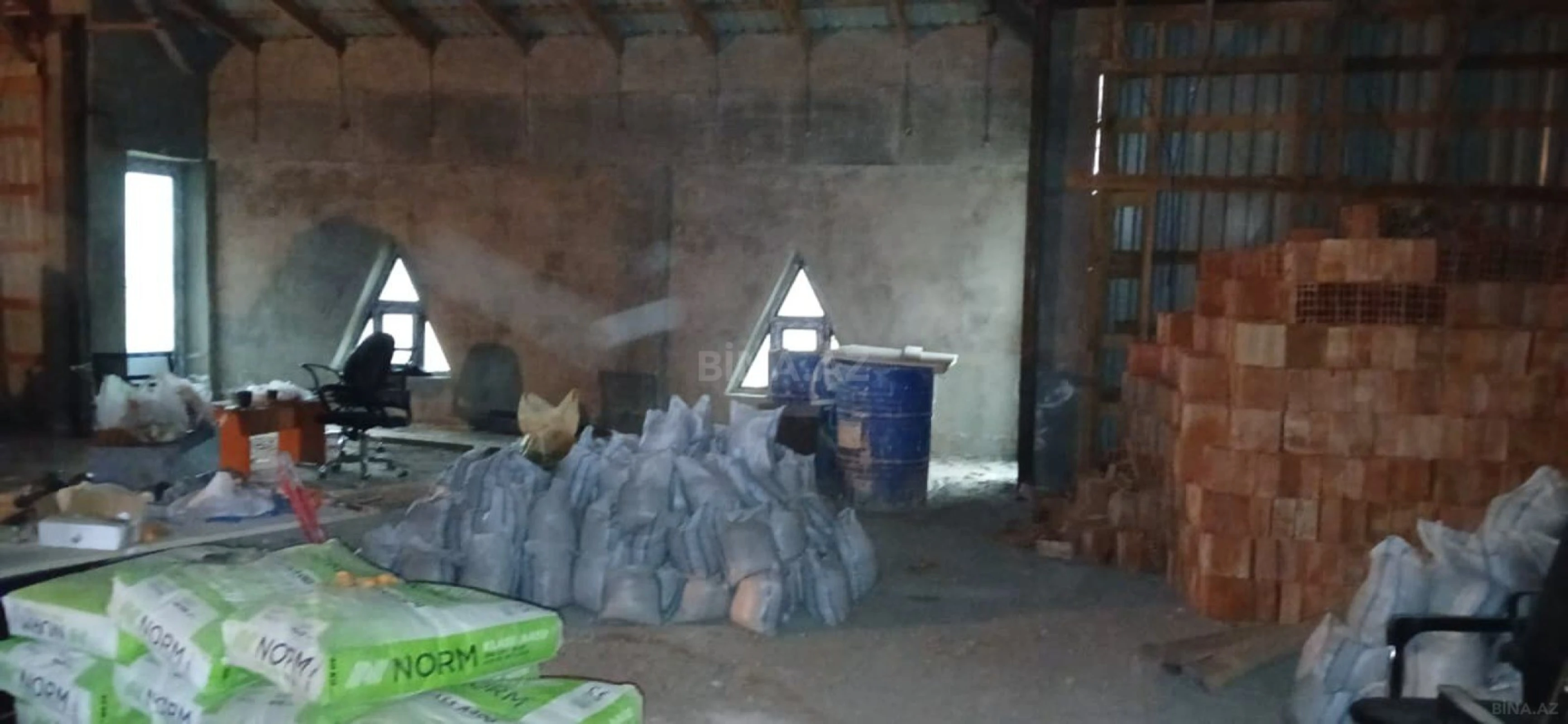 Satılır 2 otaqlı mənzil 78 m²