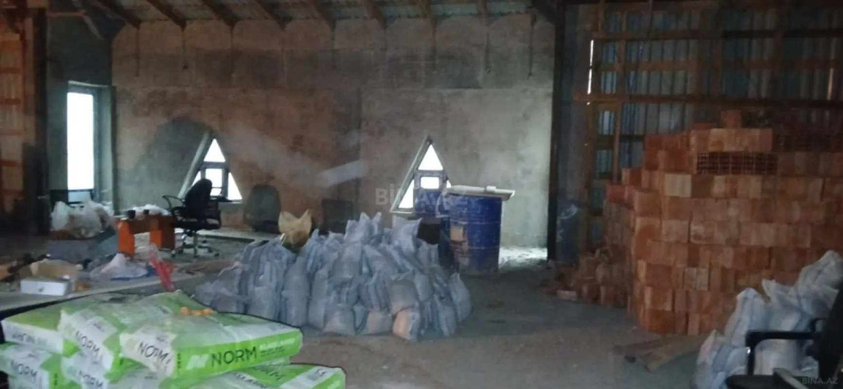 Satılır 2 otaqlı mənzil 78 m²