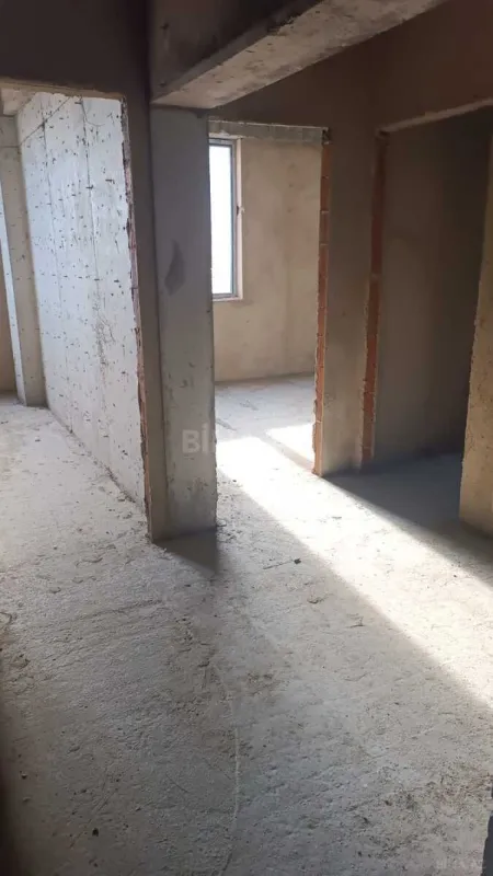Satılır 3 otaqlı mənzil 109 m²