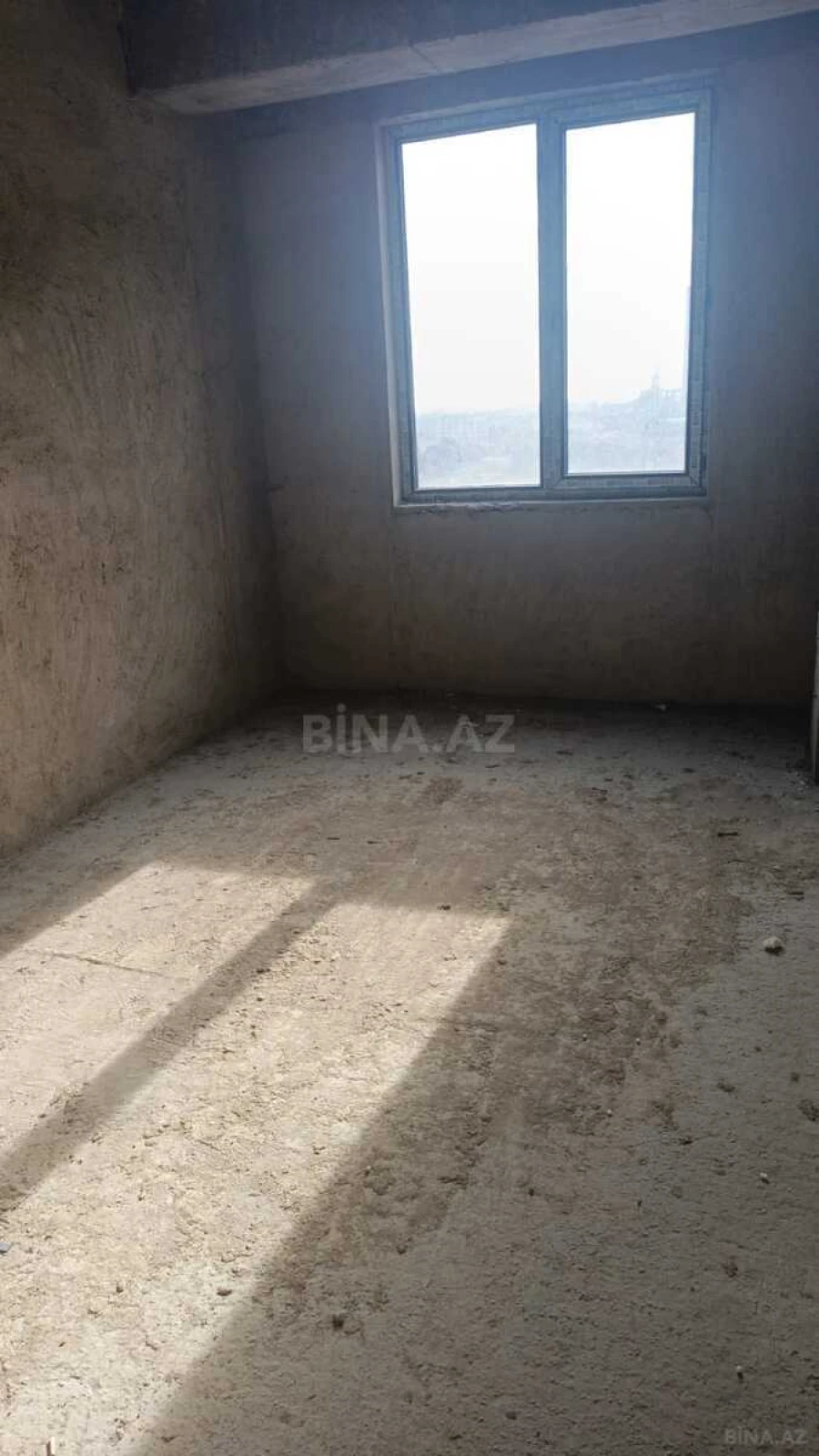 Satılır 3 otaqlı mənzil 109 m²