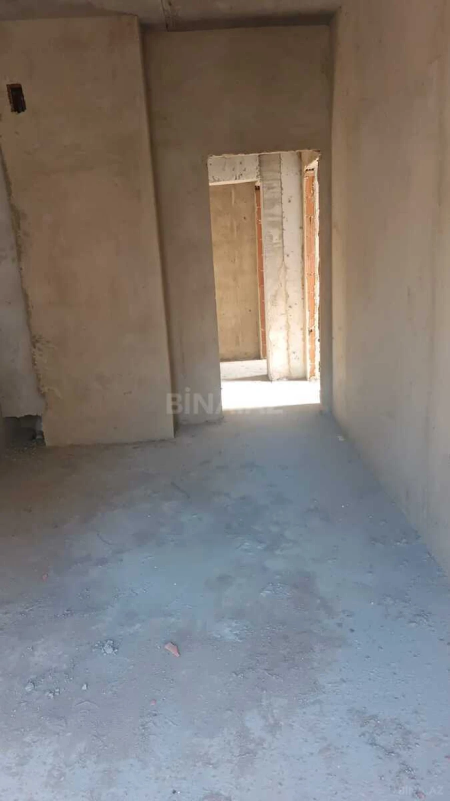 Satılır 3 otaqlı mənzil 109 m²