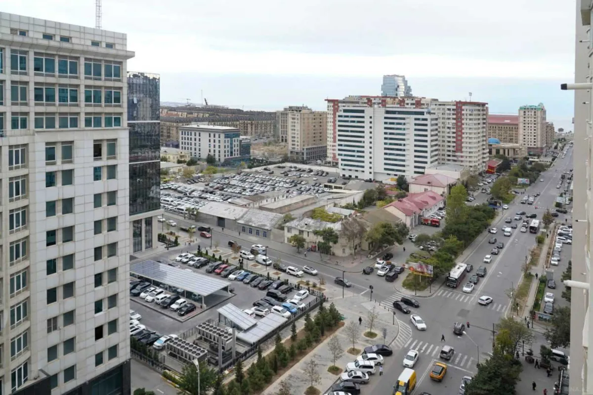 Kirayə verilir 2 otaqlı mənzil 75 m²