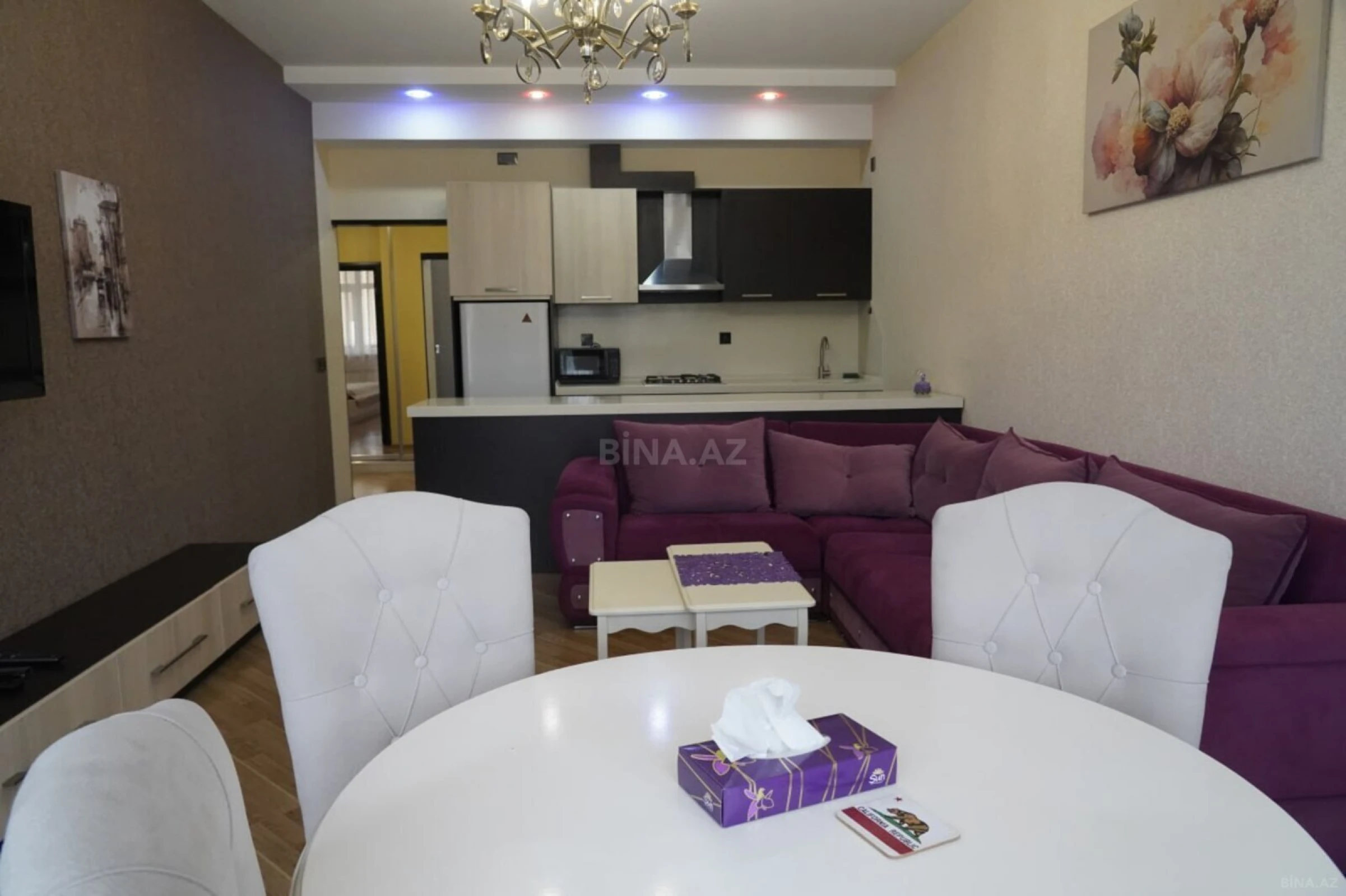 Kirayə verilir 2 otaqlı mənzil 75 m²