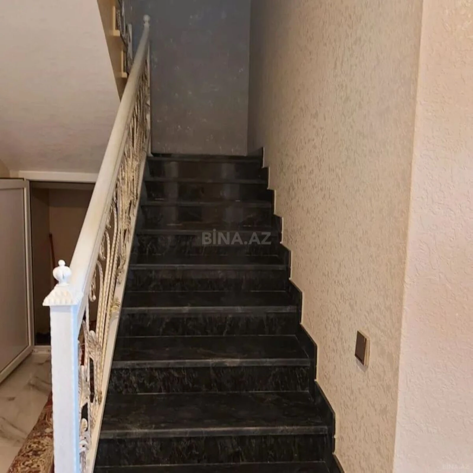 Satılır 4 otaqlı həyət evi 122.2 m²
