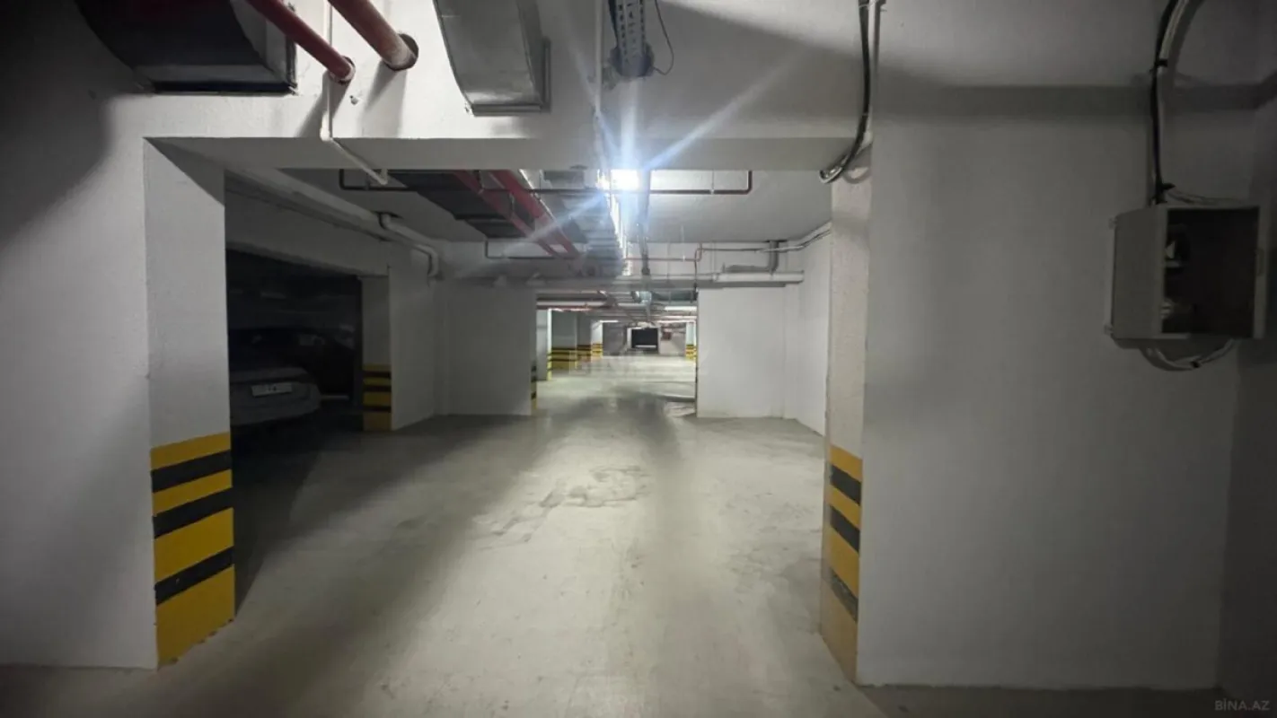 Satılır 3 otaqlı mənzil 115 m²