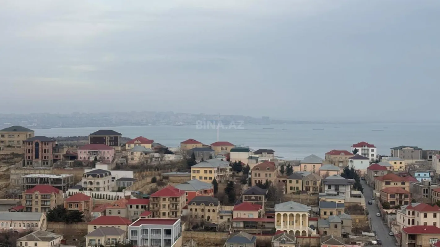 Satılır 3 otaqlı mənzil 115 m²