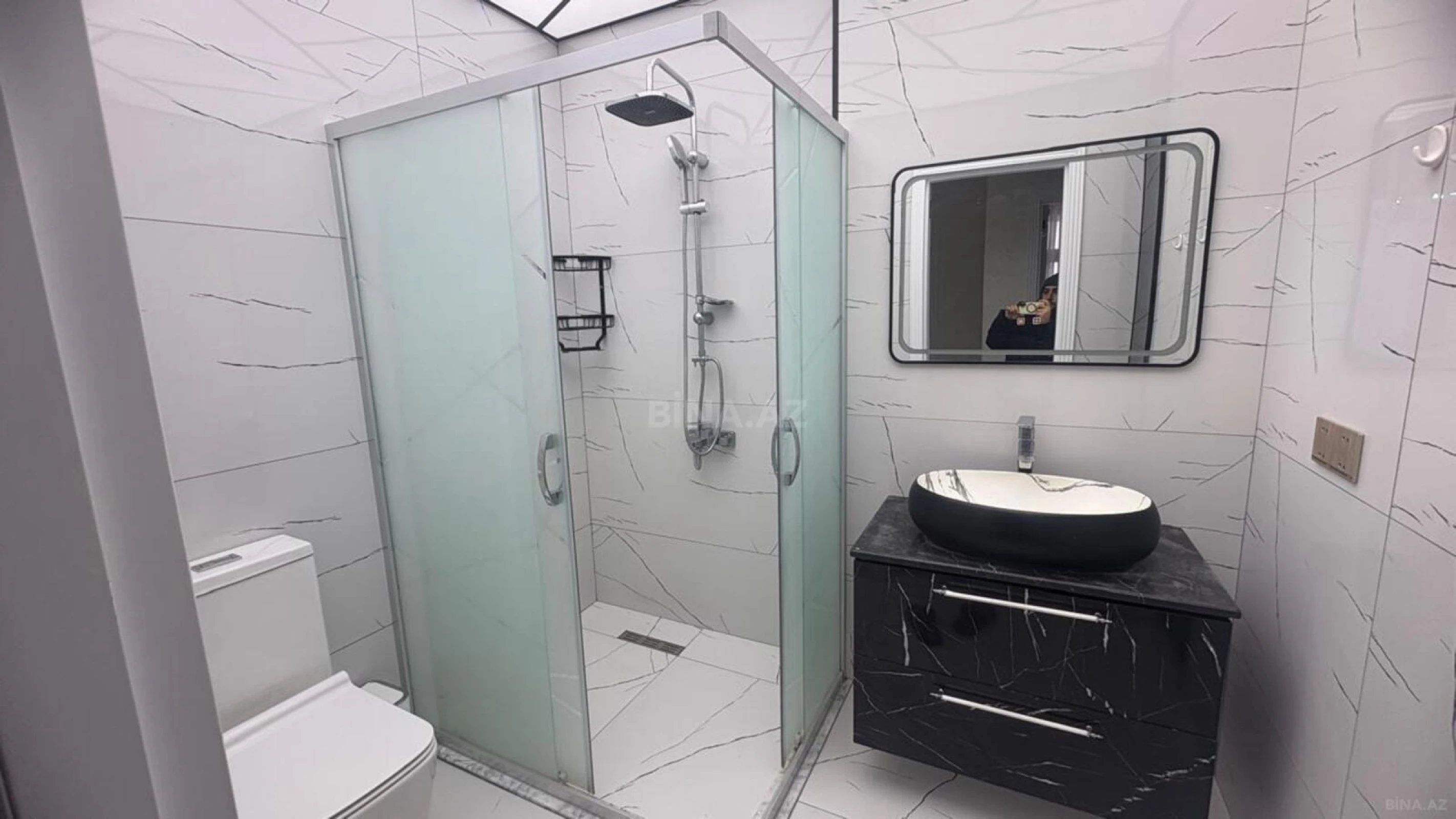 Satılır 3 otaqlı mənzil 115 m²