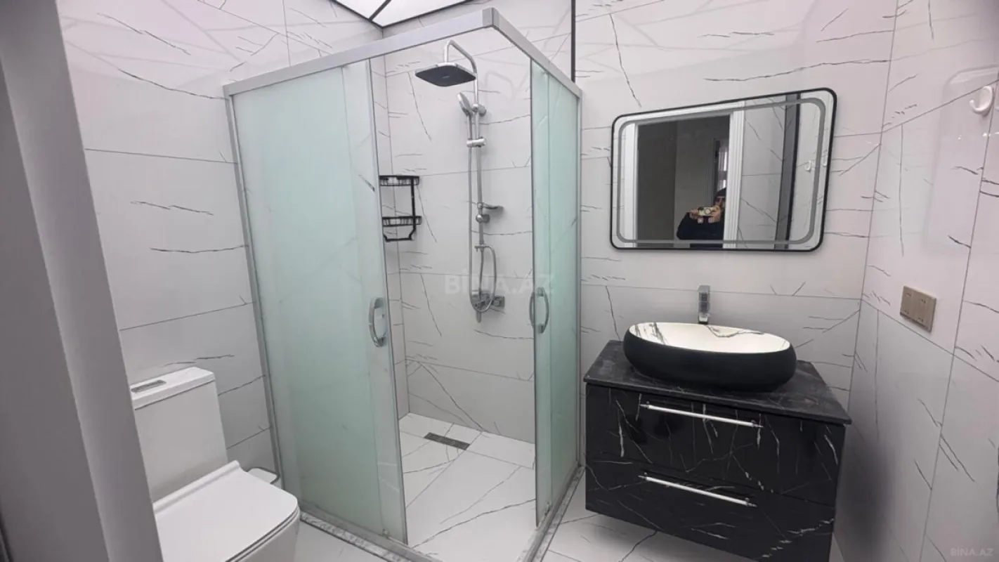 Satılır 3 otaqlı mənzil 115 m²