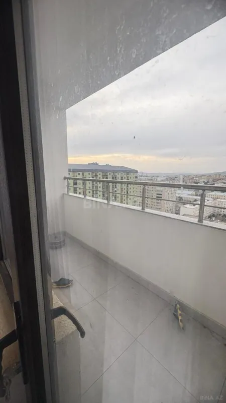 Satılır 3 otaqlı mənzil 115 m²