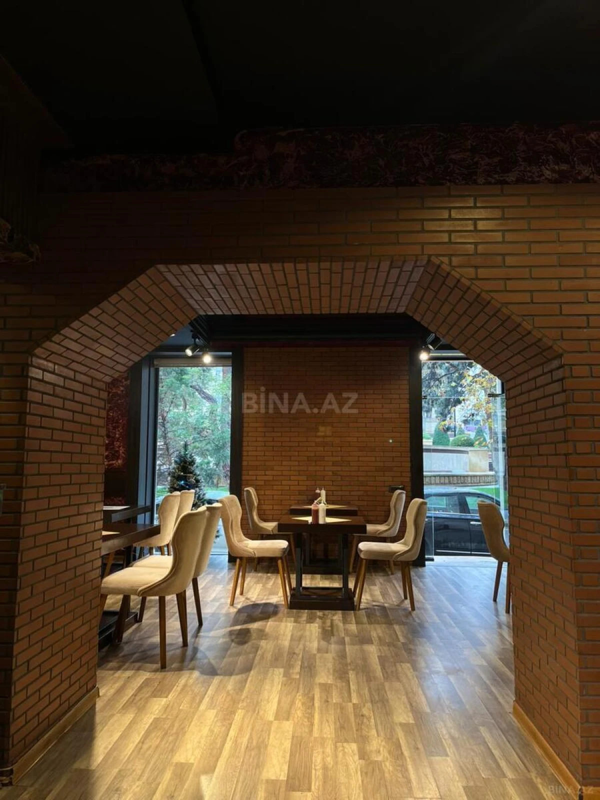 Kirayə verilir obyekt 150 m²