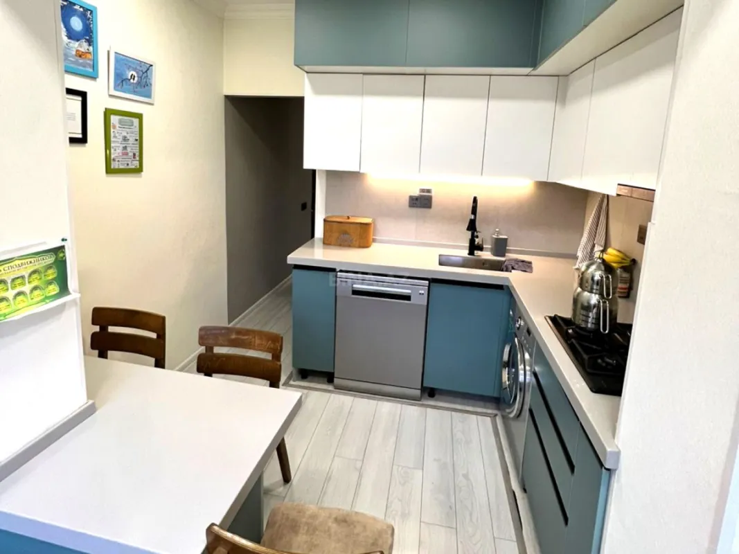 Satılır 3 otaqlı mənzil 85 m²