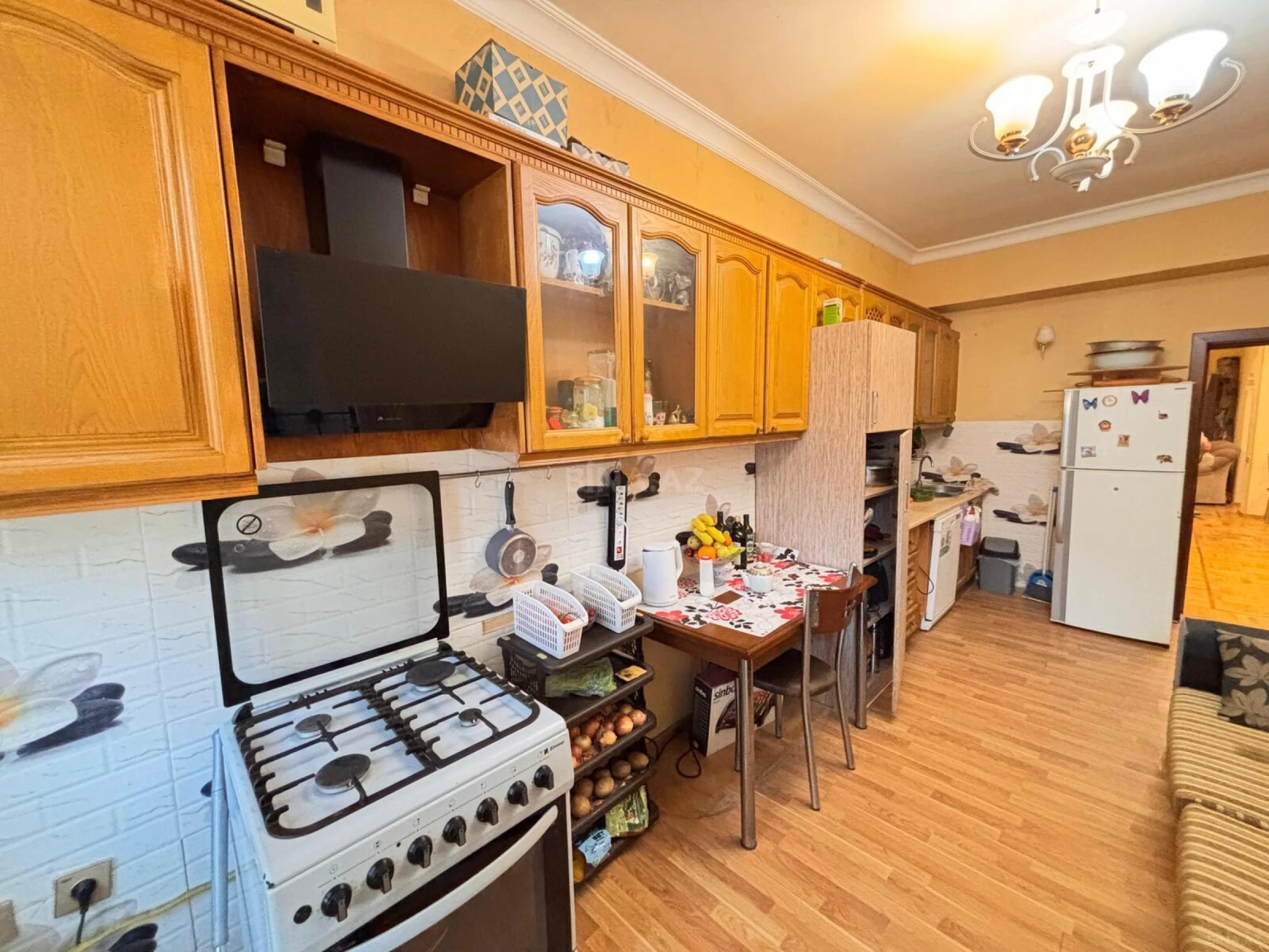 Satılır 4 otaqlı mənzil 152 m²