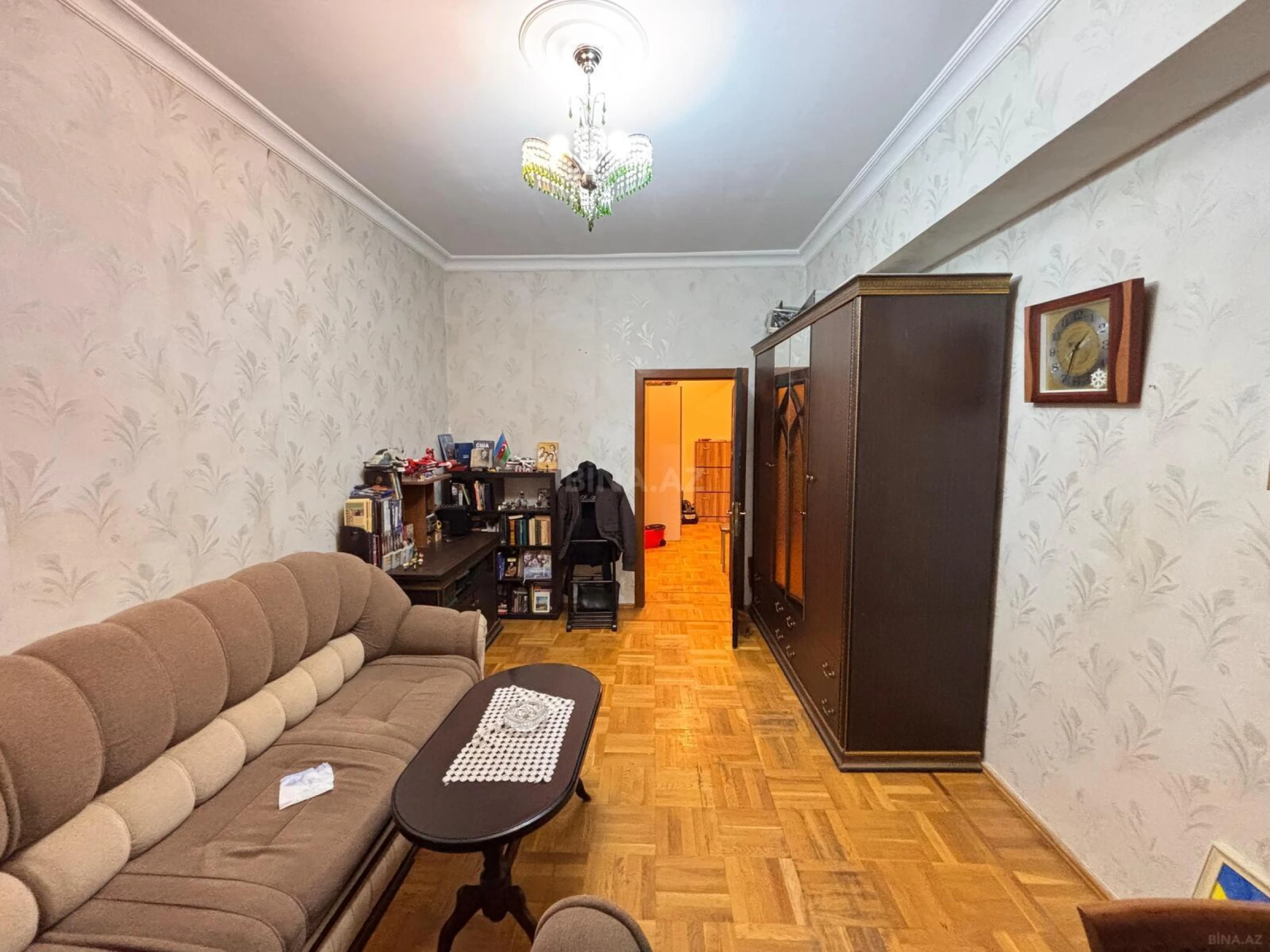Satılır 4 otaqlı mənzil 152 m²