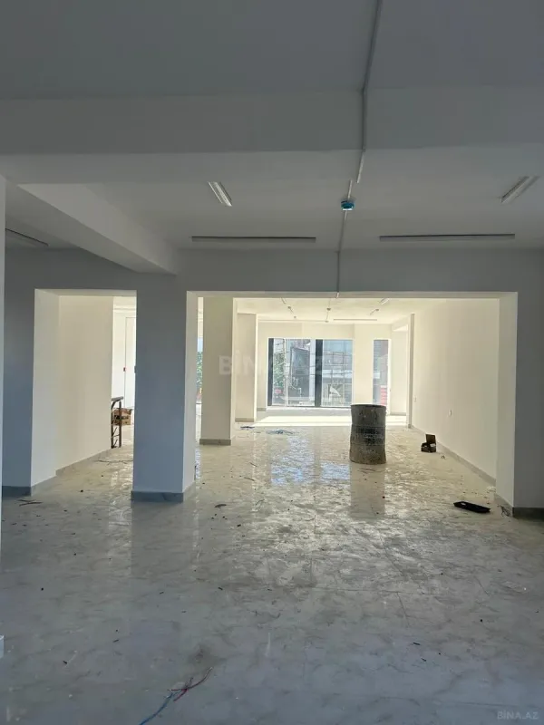 Satılır obyekt 600 m²