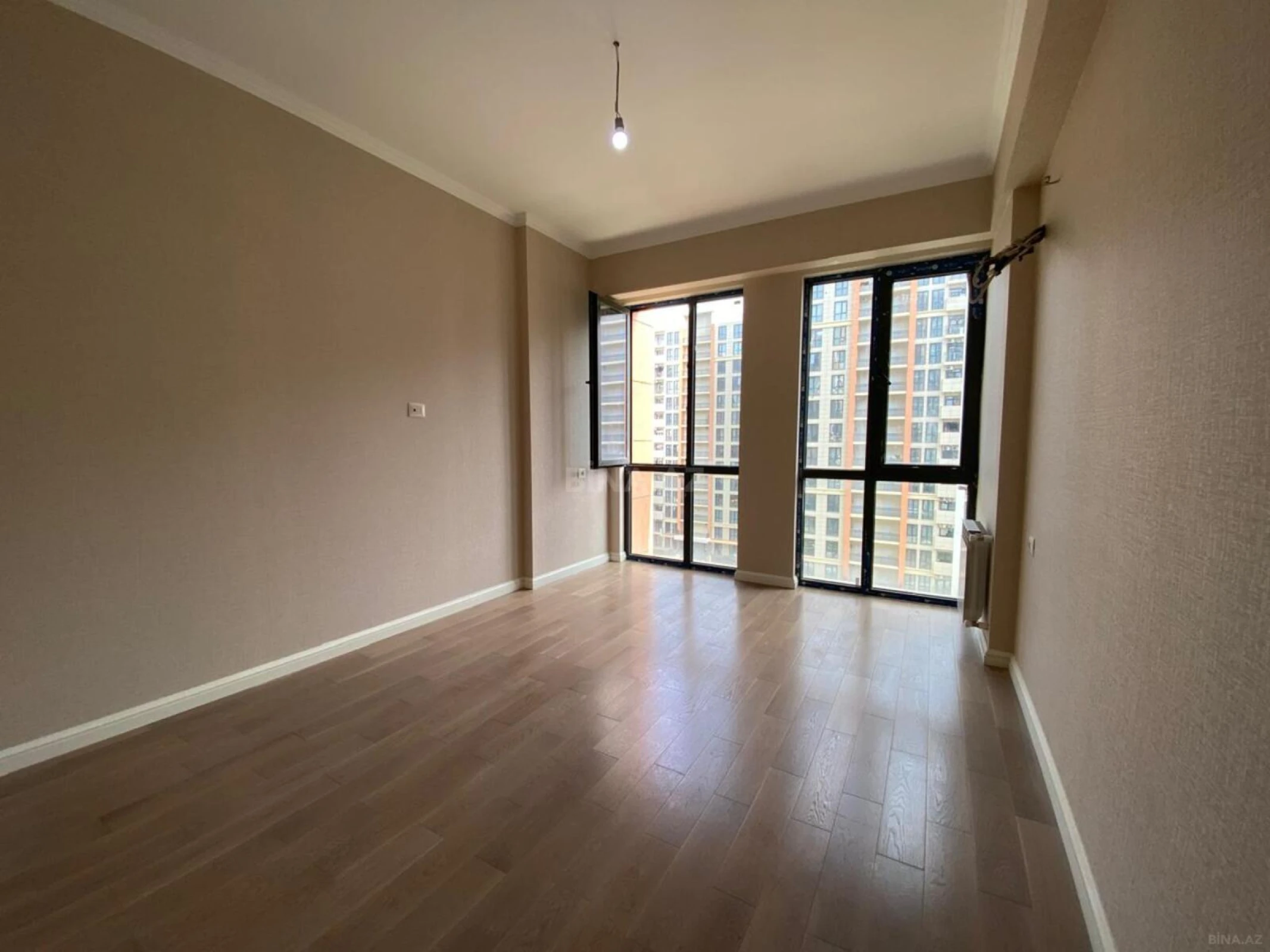 Satılır 3 otaqlı mənzil 70 m²