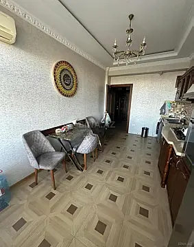 Satılır 2 otaqlı mənzil 90 m²